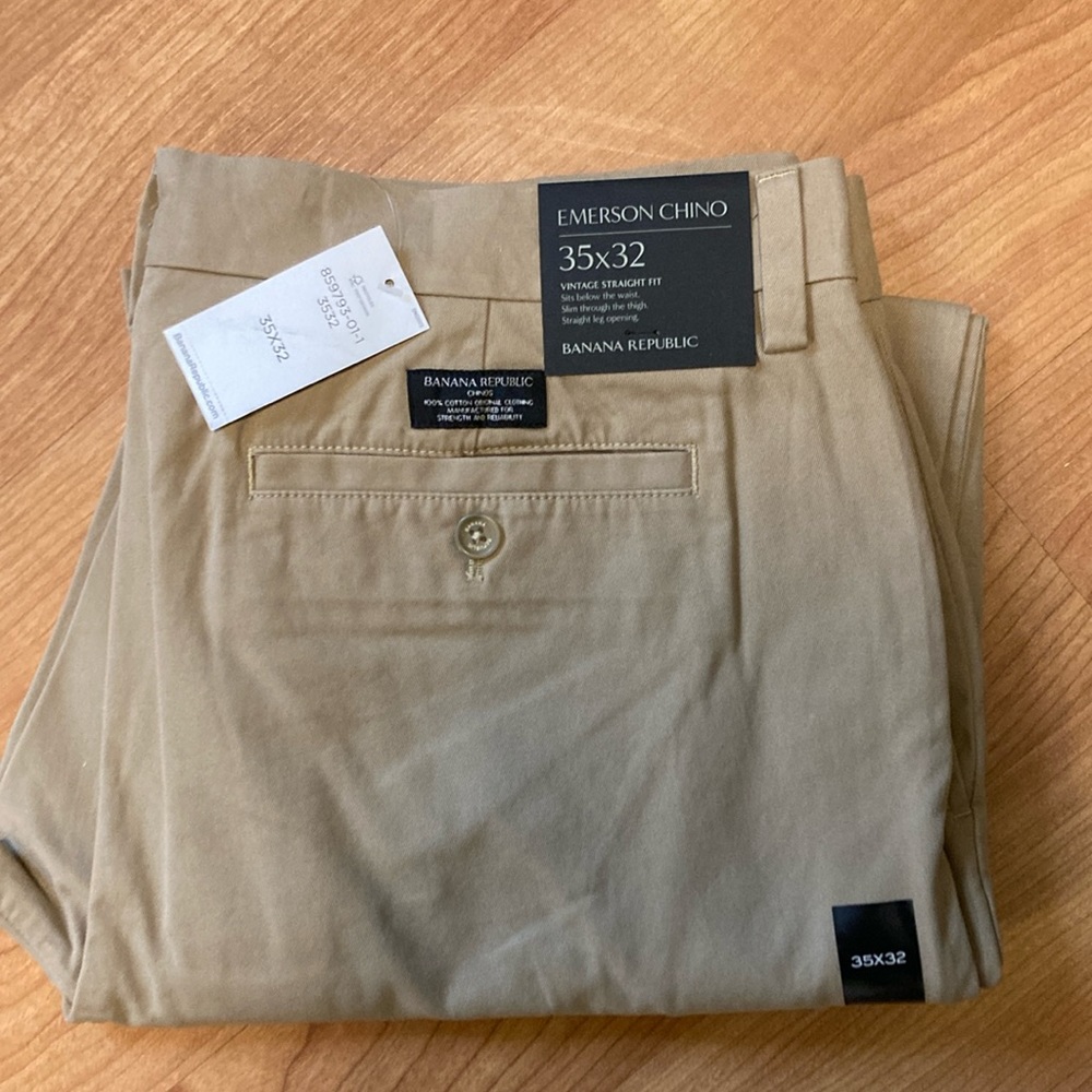 Banana Republic Emerson Chino Pants in Khaki